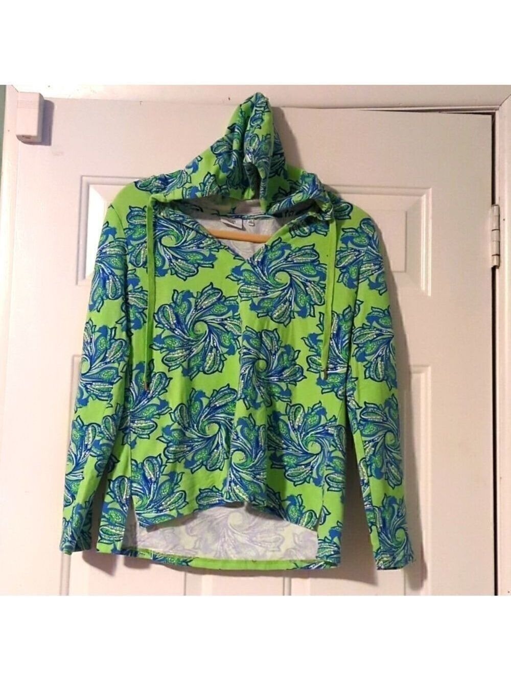 Crown & Ivy Pullover Hoodie Long Sleeve Top